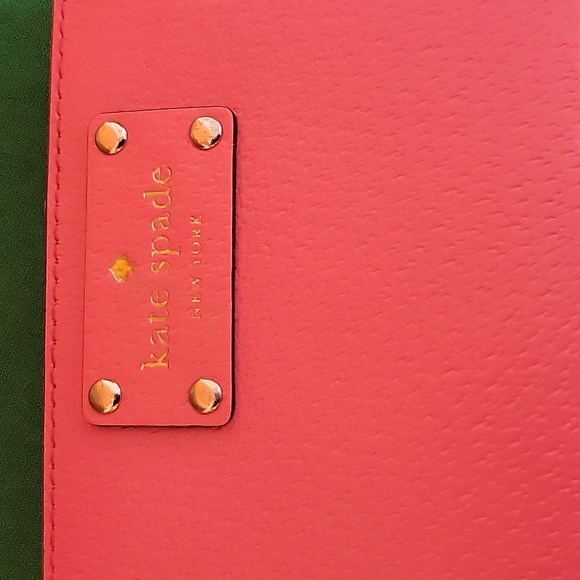 Kate Spade New York Cara Wellesley Wallet - Picture 4 of 7